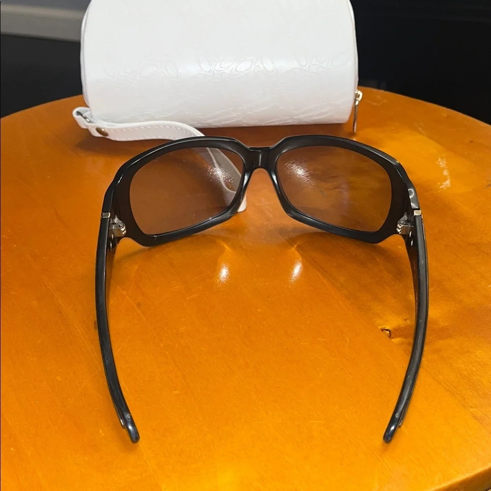 Oakley Script Stylish Black Sunglasses with White Case